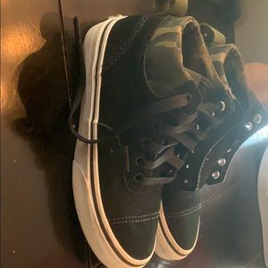 Vans Army camo boys size 1